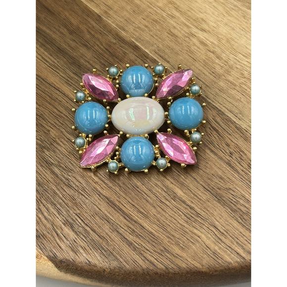 Unbranded Jewelry - Vtg Cabachon Brooch Gold Tone Pink Blue White Easter Spring Pastel Colorful